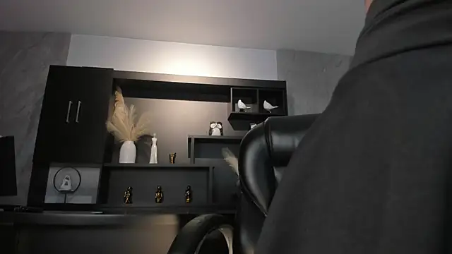 KayraLanne online show from 04/07/26, 04:02