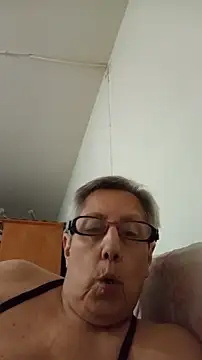 Marce1903 online show from 07/21/26, 04:26