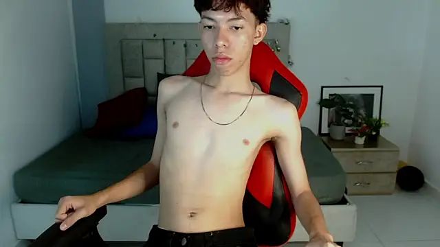 Nico  fox123 online show from 01/08/26, 05:37