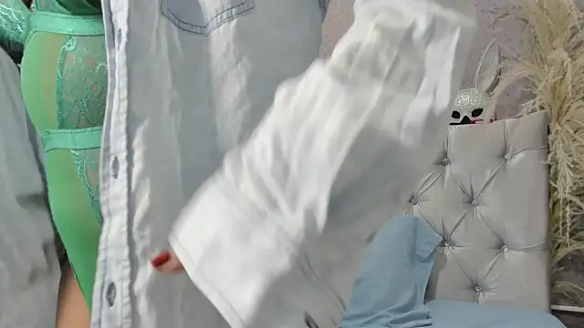 KATALINA SANTANA  online show from 01/10/26, 12:01