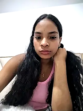 KATALINA SANTANA  online show from 02/17/26, 11:44