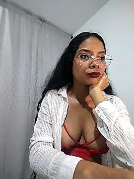 KATALINA SANTANA  online show from 02/27/26, 11:49