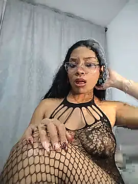 Snapshot of KATALINA_SANTANA_ chatting on 06/20/26, 12:47 KATALINA SANTANA online show from 06/20/26, 12:47