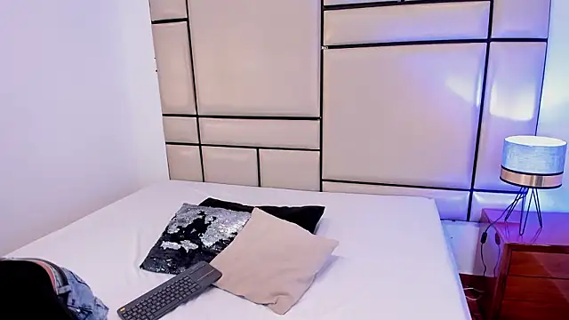 alejandra loppez online show from 02/02/26, 07:34