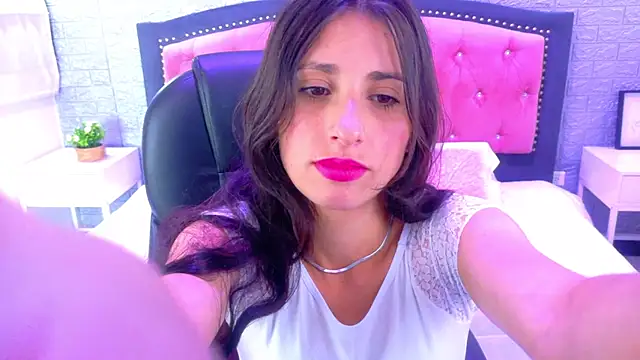 Nicolleth tk online show from 01/07/26, 07:38