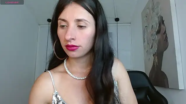 Nicolleth tk online show from 04/08/26, 03:28