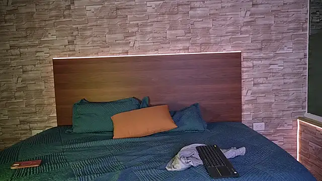 Snapshot of samanthaawellss chatting on 01/15/26, 07:39 samanthaawellss online show from 01/15/26, 07:39