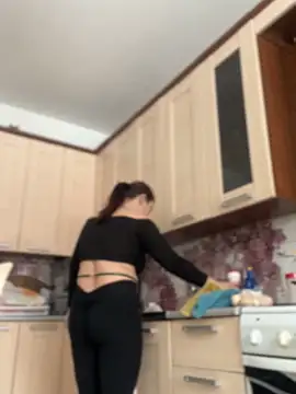 Snapshot of AlexaYvonne chatting on 02/04/26, 05:35 AlexaYvonne online show from 02/04/26, 05:35