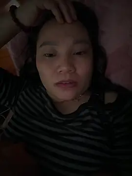 kiki-cute online show from 01/14/26, 06:08