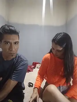 Rodrigohernan19 online show from 04/23/26, 01:29