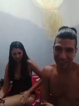 Rodrigohernan19 online show from 06/14/26, 03:52