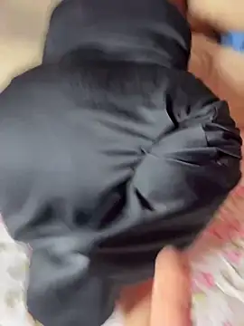 Snapshot of Elkinga_nana chatting on 02/04/26, 08:25 Elkinga nana online show from 02/04/26, 08:25