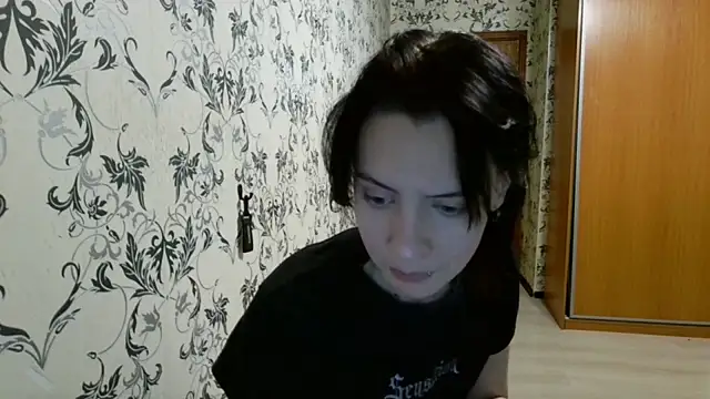 LxayBloom online show from 04/23/26, 01:07