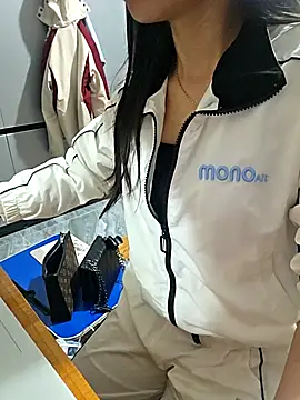 moon baby99 online show from 03/18/26, 03:48