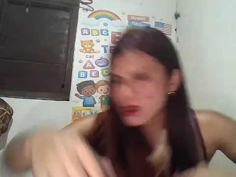 HugeNipsRosalinda online show from 04/26/26, 11:19