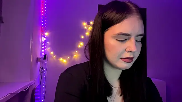 Snapshot of FerniQuam chatting on 01/07/26, 06:10 FerniQuam online show from 01/07/26, 06:10