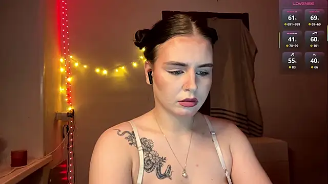 Snapshot of FerniQuam chatting on 01/14/26, 06:02 FerniQuam online show from 01/14/26, 06:02