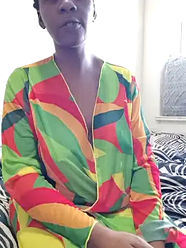 Snapshot of princess-boobz chatting on 02/19/26, 06:20 princess-boobz online show from 02/19/26, 06:20