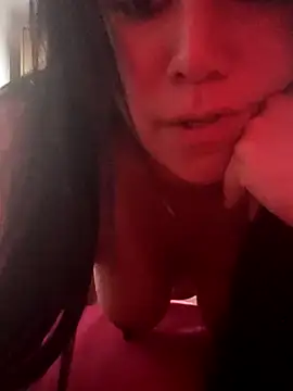 Snapshot of daaibabyxxx chatting on 03/03/26, 11:27 daaibabyxxx online show from 03/03/26, 11:27