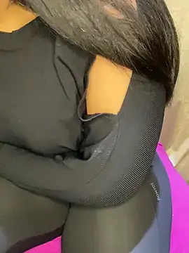 Lina Velvet  online show from 02/09/26, 03:54