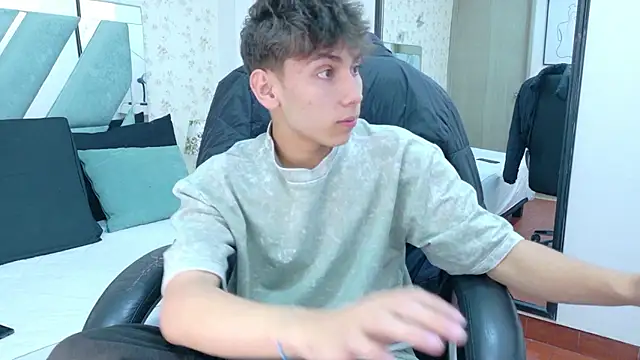 Snapshot of Liam_Noxx chatting on 01/14/26, 07:08 Liam Noxx online show from 01/14/26, 07:08