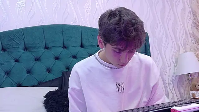 Snapshot of Liam_Noxx chatting on 02/23/26, 10:29 Liam Noxx online show from 02/23/26, 10:29