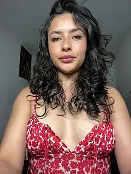 auroramooon online show from 02/28/26, 08:10