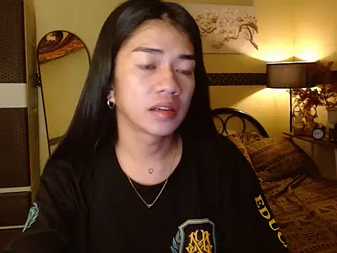 EnviousMaddie online show from 04/23/26, 05:48