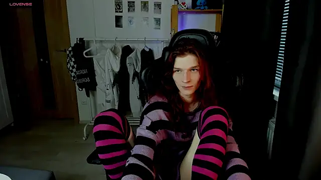 iceseeker2 online show from 04/04/26, 06:00