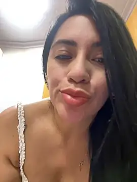 Snapshot of nataliia_queen_ chatting on 06/28/26, 11:33 nataliia queen online show from 06/28/26, 11:33
