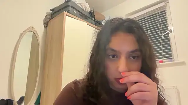 Snapshot of fayfay21@xh chatting on 01/10/26, 06:31 fayfay21xh online show from 01/10/26, 06:31