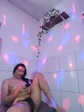 Snapshot of Jade-Morena-Transex-ON chatting on 06/25/26, 01:48 Jade-Morena-Transex-ON online show from 06/25/26, 01:48