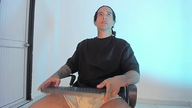 Snapshot of Sean_royal chatting on 01/06/26, 12:09 Sean royal online show from 01/06/26, 12:09