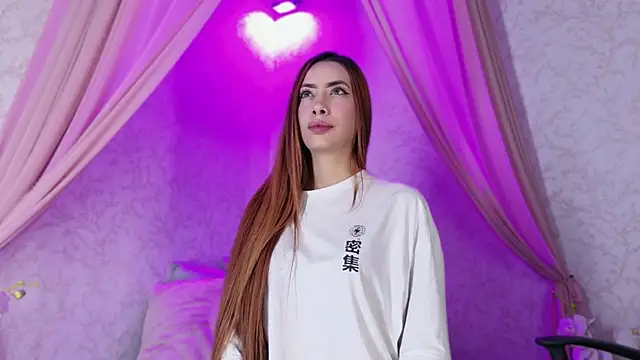 LolaGray   online show from 06/02/26, 07:16