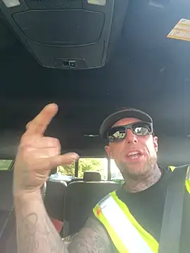 WIDBIGWHITECOCK online show from 08/04/26, 09:39