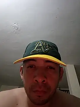 paladito01 online show from 04/19/26, 06:24