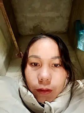 vanvan005 online show from 01/12/26, 02:28