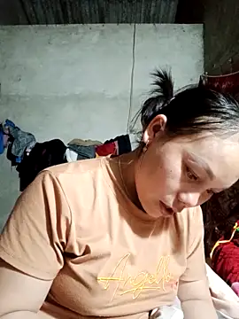 Snapshot of vanvan005 chatting on 02/07/26, 01:15 vanvan005 online show from 02/07/26, 01:15