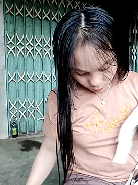 vanvan005 online show from 04/04/26, 02:43