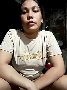 vanvan005 online show from 07/11/26, 12:30