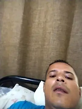 Snapshot of Gracho_25 chatting on 02/06/26, 06:33 Gracho 25 online show from 02/06/26, 06:33