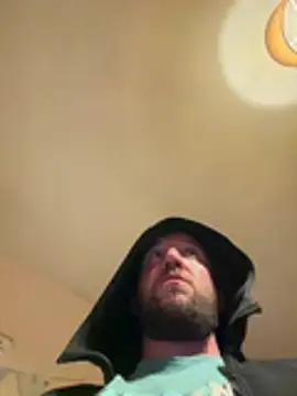 Snapshot of slutwifebbw chatting on 03/26/26, 10:26 slutwifebbw online show from 03/26/26, 10:26