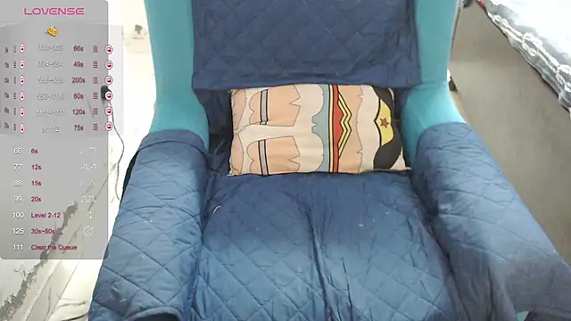 Snapshot of Candy-floss265 chatting on 02/12/25, 05:37 Candy-floss265 online show from 02/12/25, 05:37