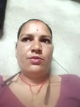 Hot hiuj online show from 04/15/26, 11:27