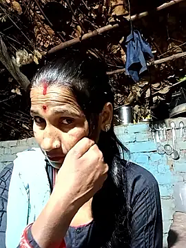Hot bhi38 online show from 05/05/26, 08:28