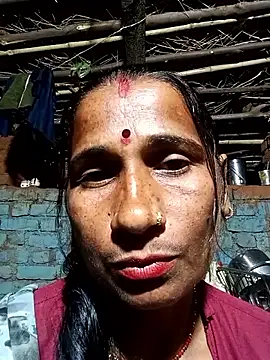 Snapshot of Hot_bhi38 chatting on 06/19/26, 08:12 Hot bhi38 online show from 06/19/26, 08:12