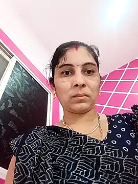 Snapshot of Hot_ree85 chatting on 02/09/26, 05:44 Hot ree85 online show from 02/09/26, 05:44