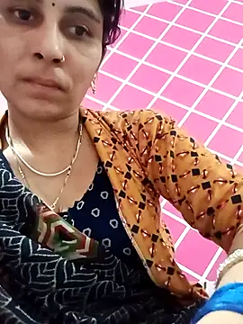 Snapshot of Hot_ree85 chatting on 02/17/26, 02:24 Hot ree85 online show from 02/17/26, 02:24