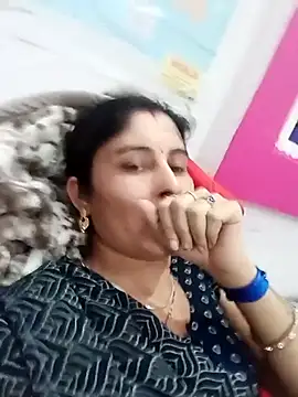 Hot ree85 online show from 03/08/26, 05:33