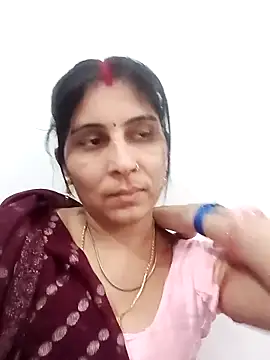 Hot ree85 online show from 04/20/26, 12:41